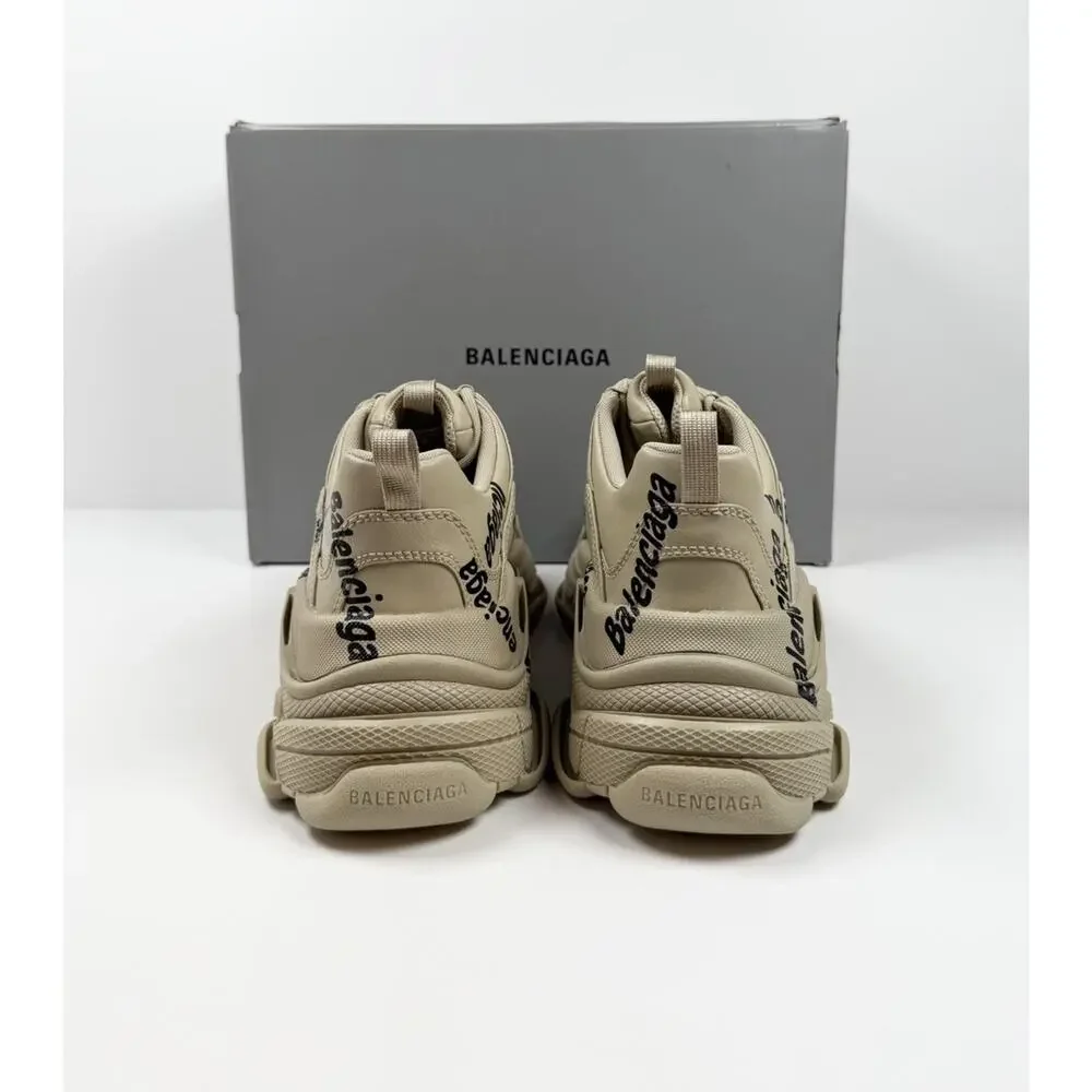 Size 40EU/10W - Balenciaga Triple S Beige Allover Logo NEW! - Picture 4 of 11